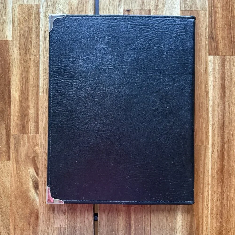 VTG Hazel Auburn University Padfolio‎ Golden Medallion Metallic Corners Embossed